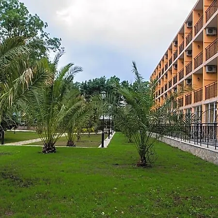 Hotel Riva Park 4*